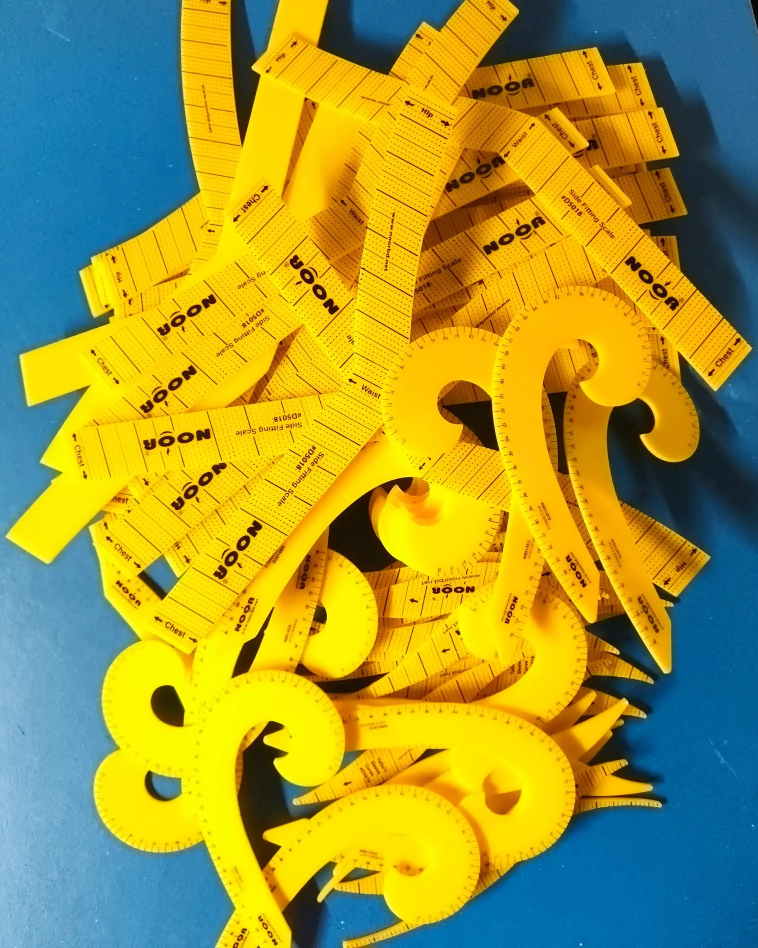 বই + ৩ পিস স্কেল কম্বো - Image 3